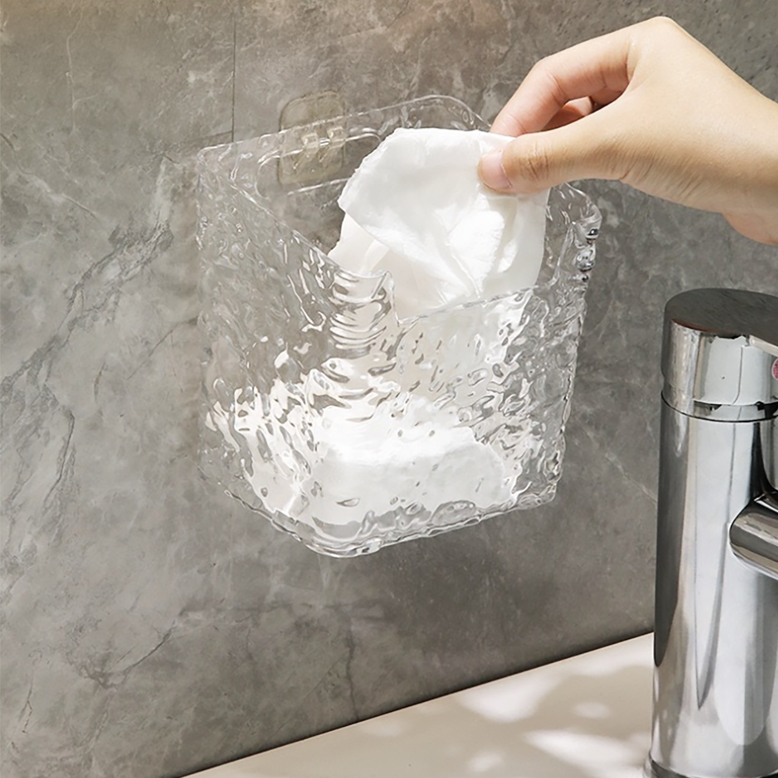 Ścienny regał do przechowywani – Luxury Skincare Tools recenzja i cena