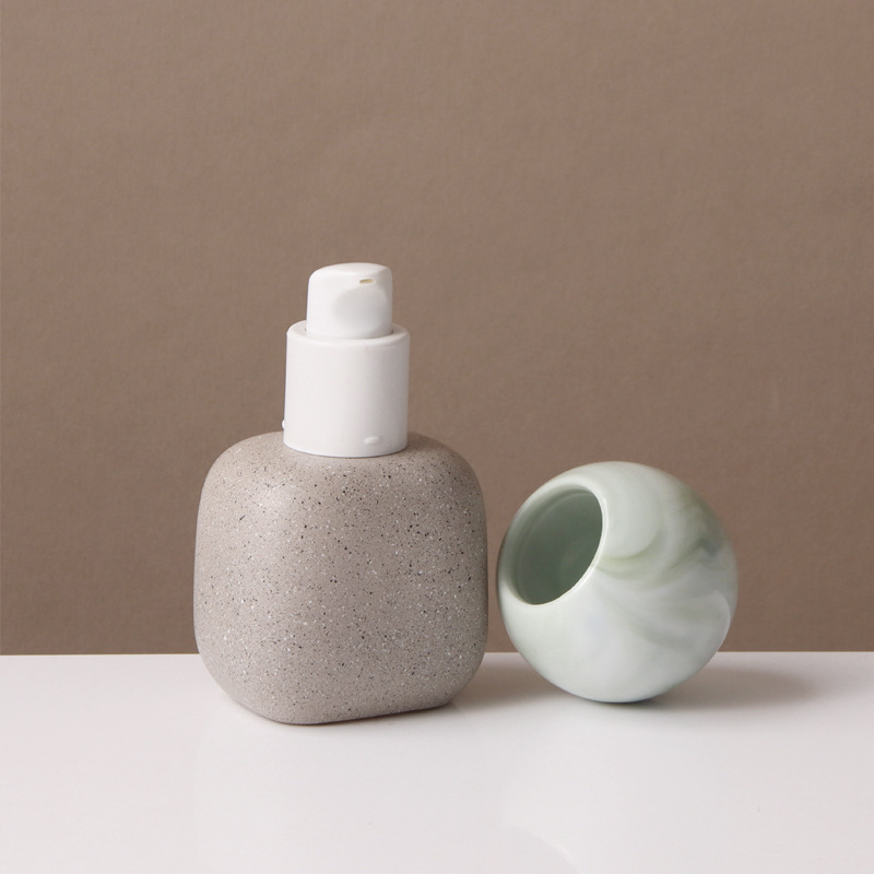 Butelka pompka do płynu o poje – Luxury Skincare Packaging recenzja i cena